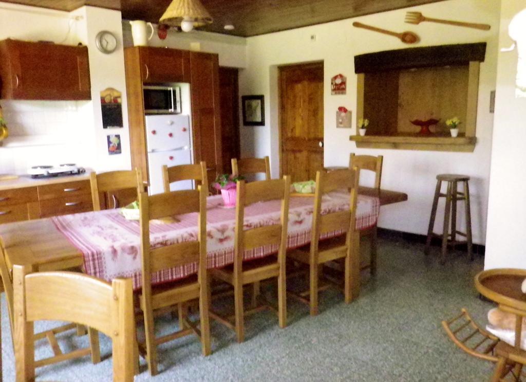 Chambre D'Hotes La Haie Fleurie Chevillard Eksteriør billede