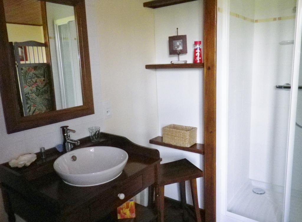 Chambre D'Hotes La Haie Fleurie Chevillard Værelse billede